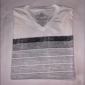 White casual v-neck t shirt